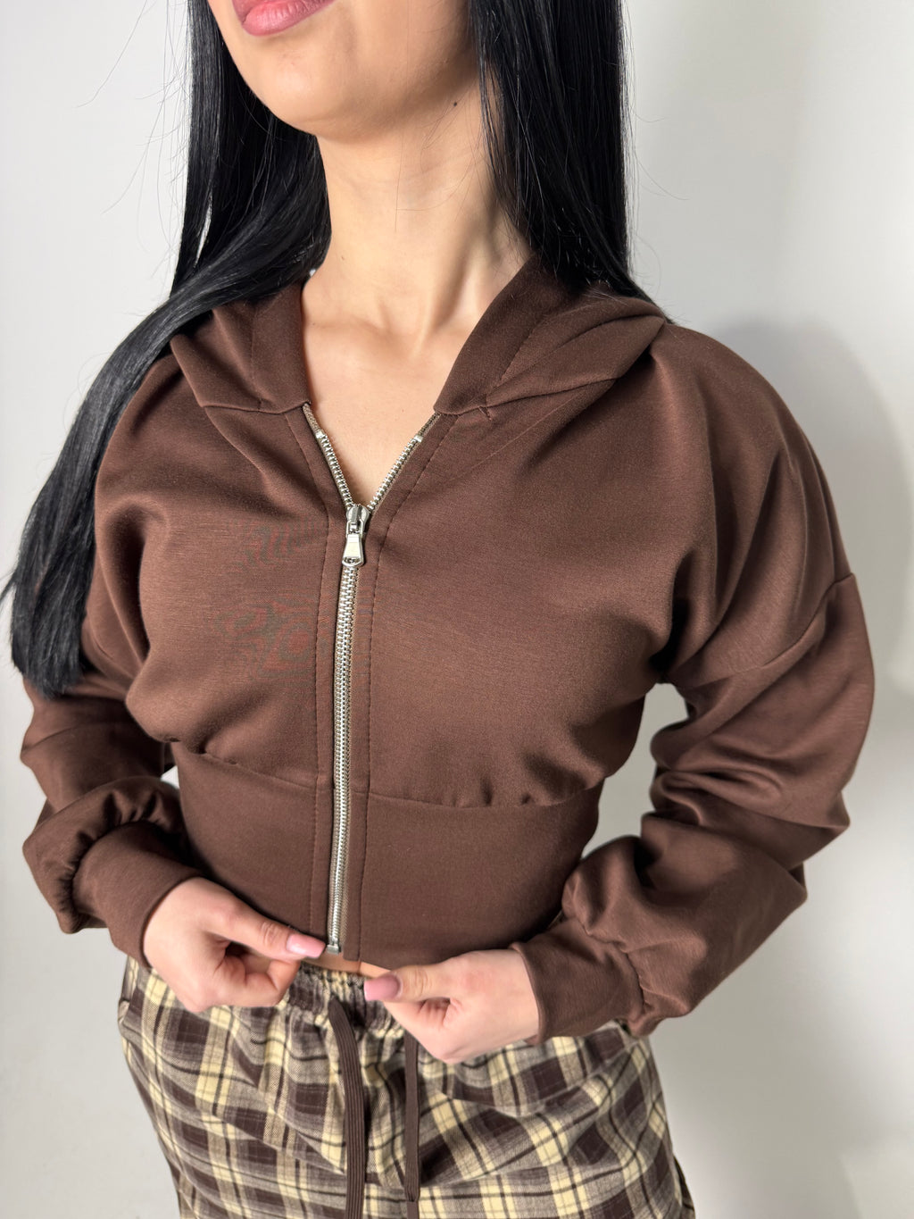 Felpa Crop con Zip Marrone