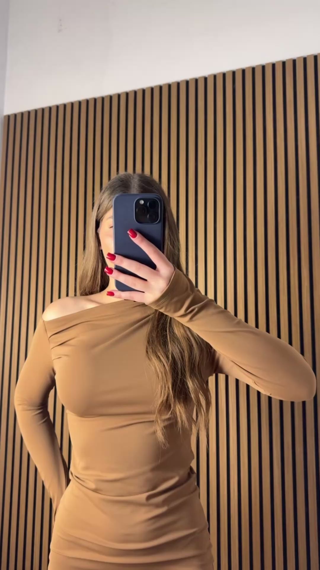 Vestito Kim Marrone